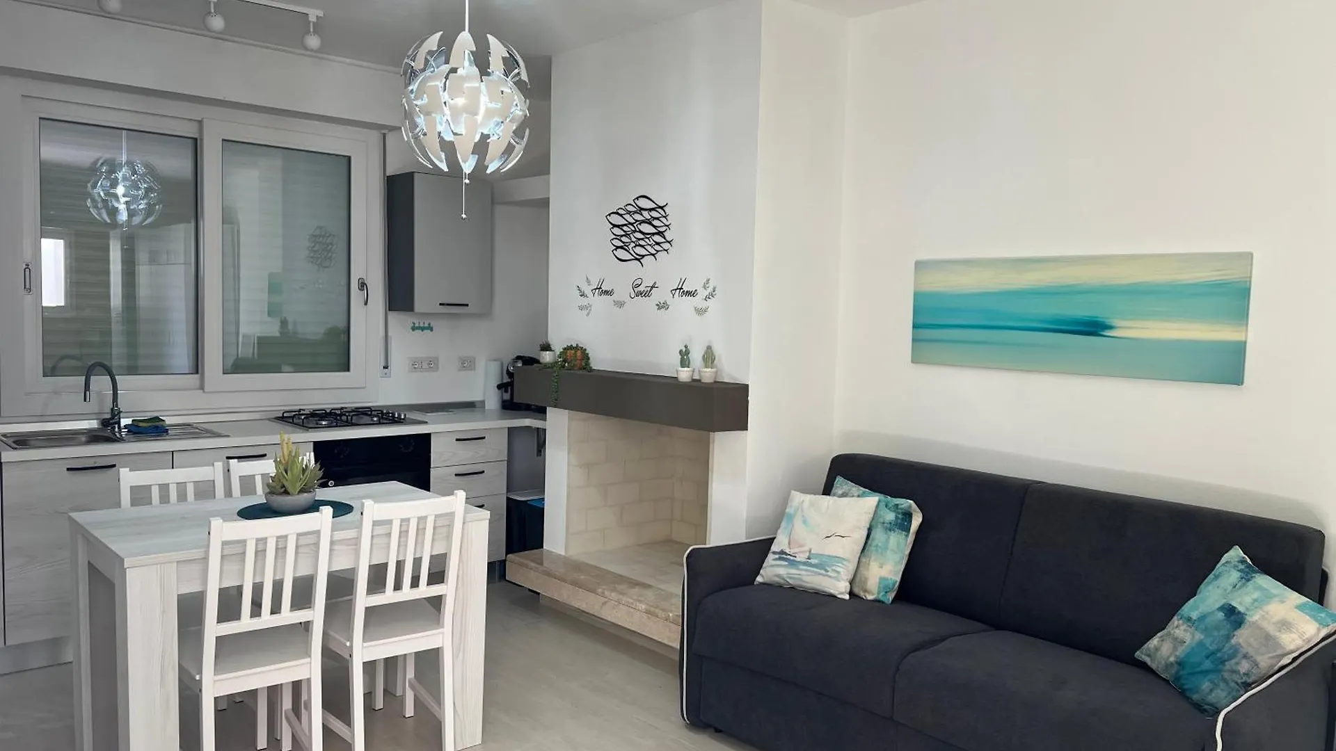 Beach Loft Poetto 콰르투 산텔레나 0*,  이탈리아
