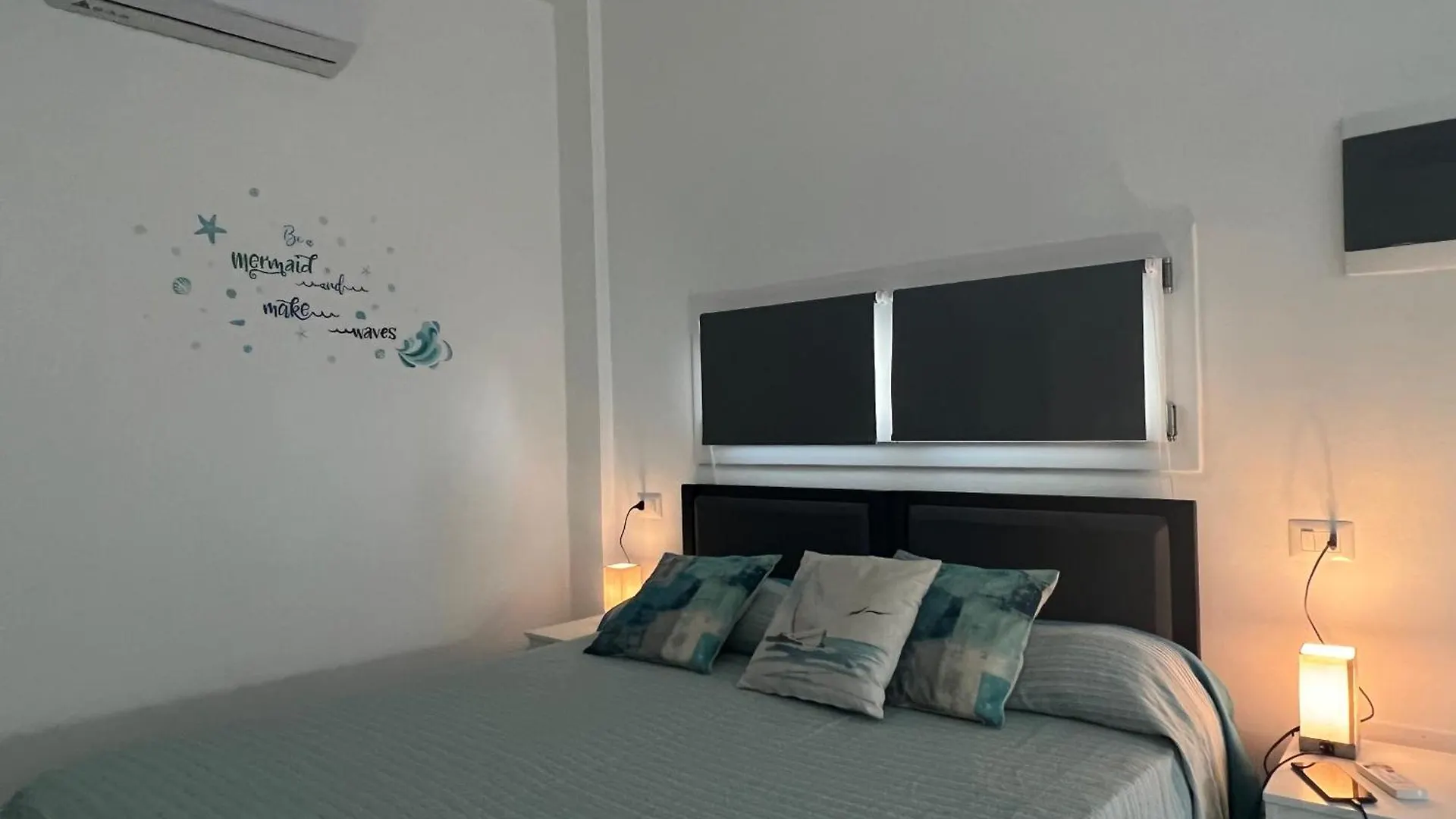 Beach Loft Poetto 콰르투 산텔레나